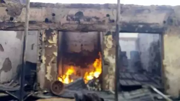 Photos From Fire Incident At Gombe State (40 shops Down)